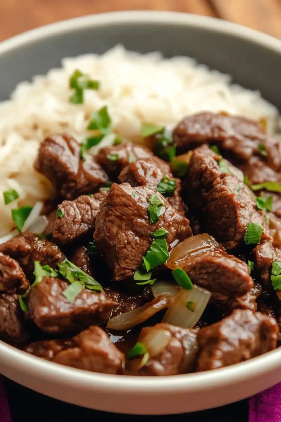 Manzo con cipolle come al ristorante ma a casa